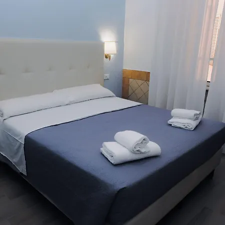 Square Inn-2